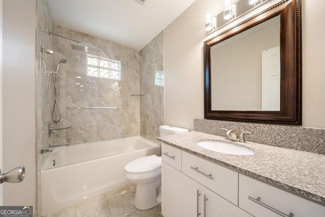 2760 Baramore Road NE, Marietta, GA 30062