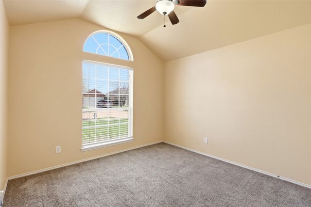 747 Tanglewood Drive, Burleson, TX 76028