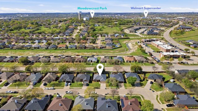 747 Tanglewood Drive, Burleson, TX 76028