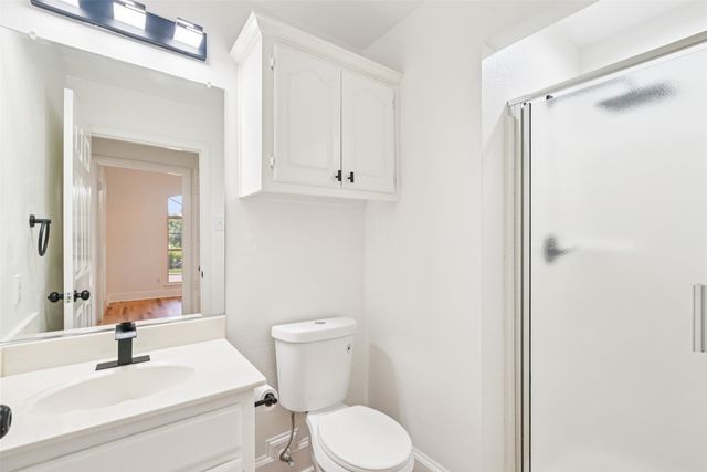 904 Windmill Court, Cedar Hill, TX 75104