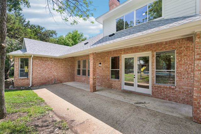 904 Windmill Court, Cedar Hill, TX 75104