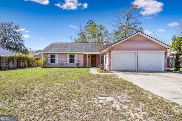 279 Pine Avenue, Kingsland, GA 31548