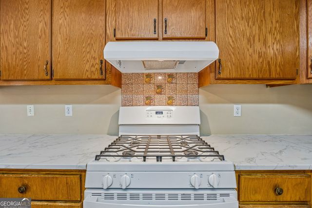 279 Pine Avenue, Kingsland, GA 31548