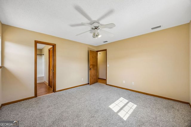 279 Pine Avenue, Kingsland, GA 31548