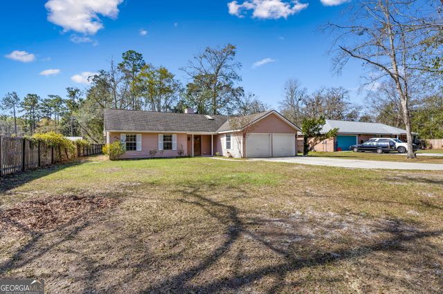 279 Pine Avenue, Kingsland, GA 31548