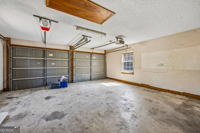 279 Pine Avenue, Kingsland, GA 31548