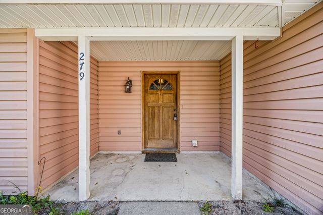 279 Pine Avenue, Kingsland, GA 31548