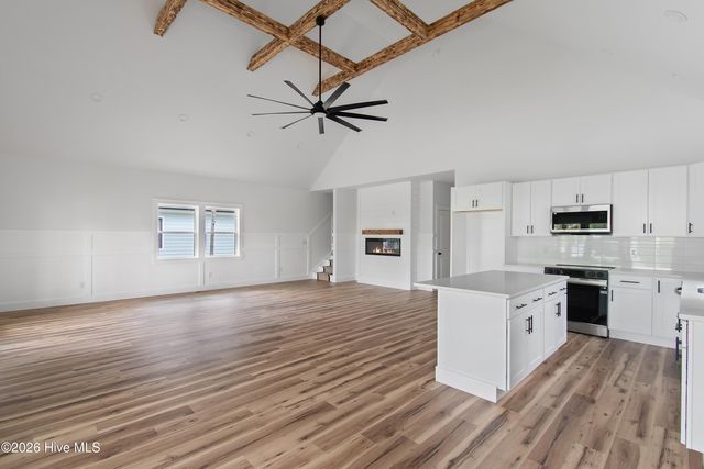 104 NW 23rd Street, Oak Island, NC 28465