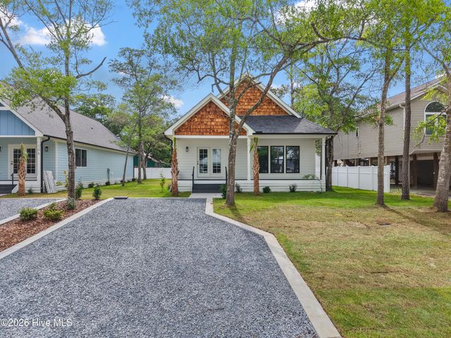 104 NW 23rd Street, Oak Island, NC 28465