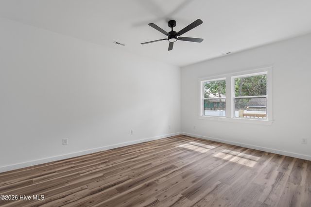 104 NW 23rd Street, Oak Island, NC 28465