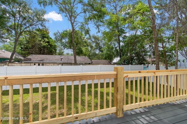 104 NW 23rd Street, Oak Island, NC 28465