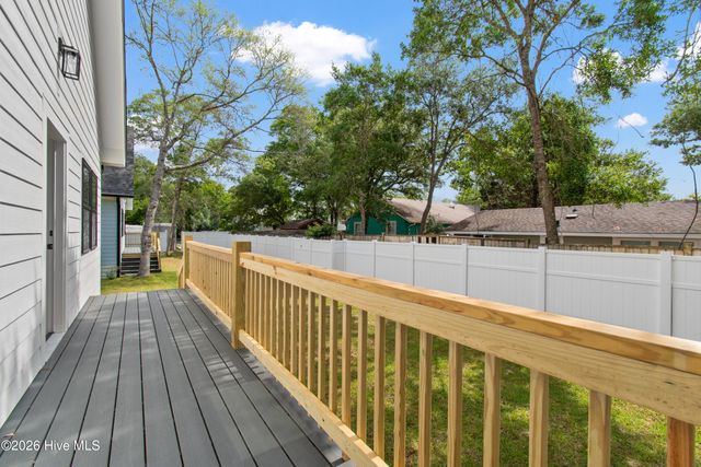 104 NW 23rd Street, Oak Island, NC 28465