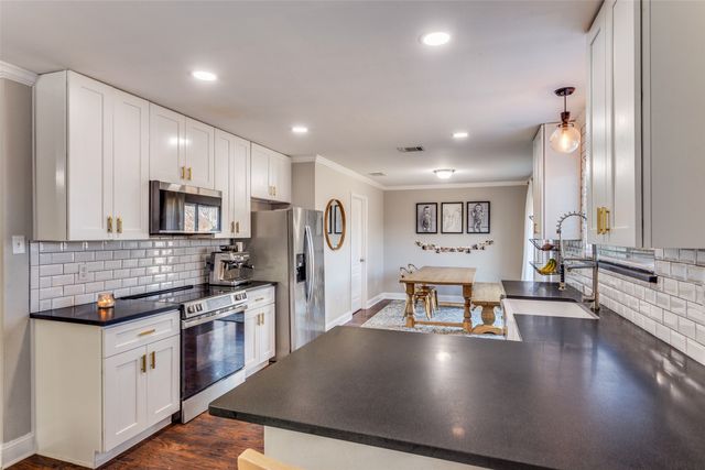 10628 Winding Passage Way, Fort Worth, TX 76131