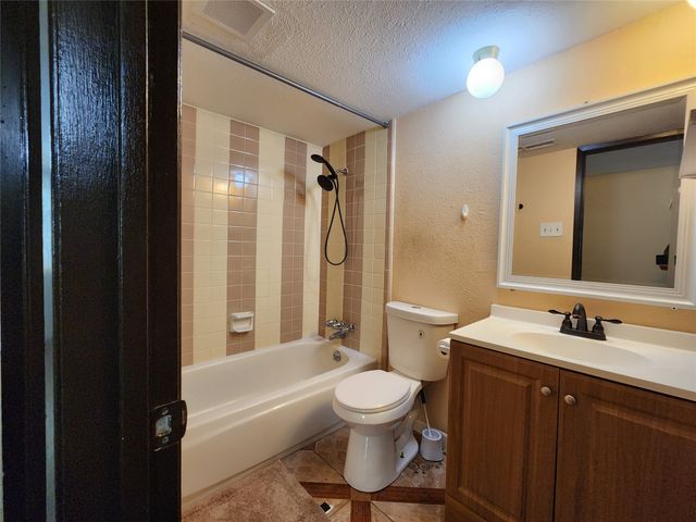 7508 Red Willow Road, Fort Worth, TX 76133