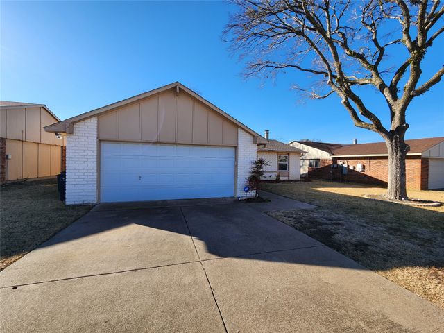 7508 Red Willow Road, Fort Worth, TX 76133