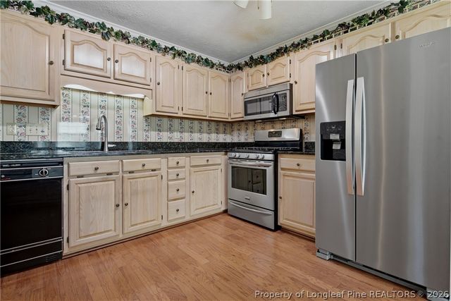 2432 LULL WATER Drive, Fayetteville, NC 28306