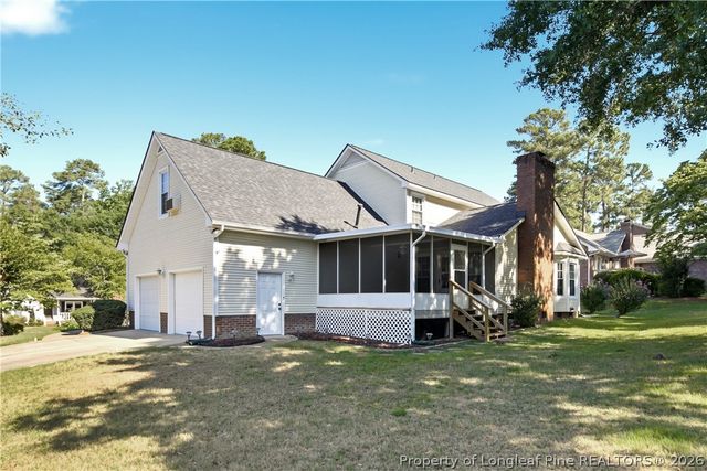 2432 LULL WATER Drive, Fayetteville, NC 28306