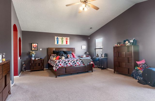 1229 Sidewinder Road NE, Rio Rancho, NM 87144