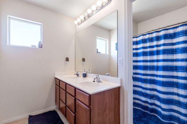 1229 Sidewinder Road NE, Rio Rancho, NM 87144