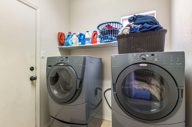 1229 Sidewinder Road NE, Rio Rancho, NM 87144