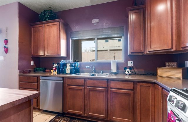 1229 Sidewinder Road NE, Rio Rancho, NM 87144