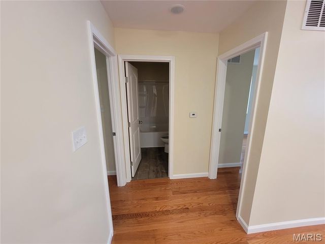 222 S Barat Avenue, Ferguson, MO 63135