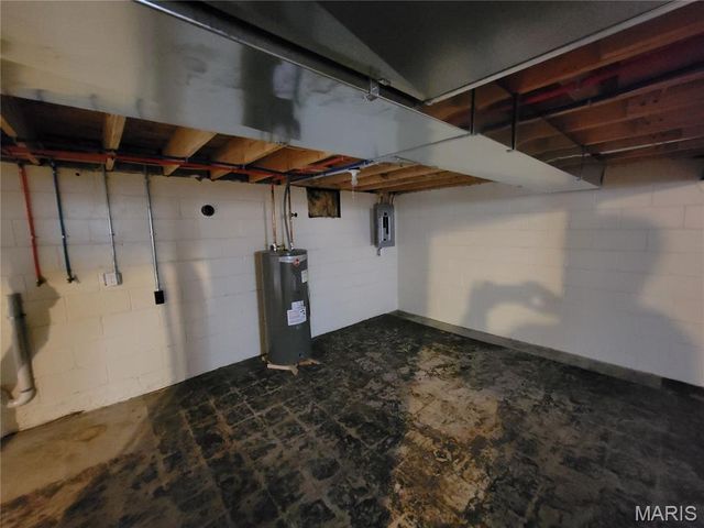 222 S Barat Avenue, Ferguson, MO 63135