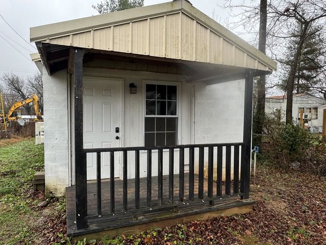 259 High St, Doyle, TN 38559