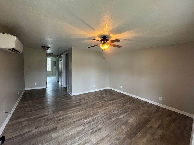 259 High St, Doyle, TN 38559