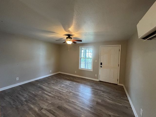 259 High St, Doyle, TN 38559