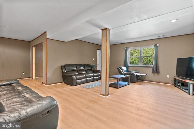 112 WILLIAMSBURG WAY, Mount Laurel, NJ 08054