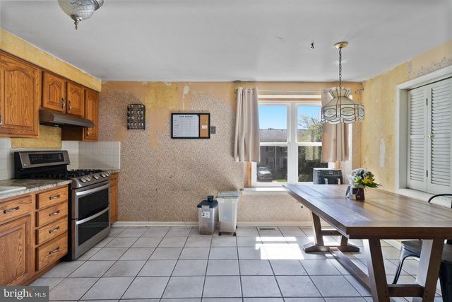 112 WILLIAMSBURG WAY, Mount Laurel, NJ 08054