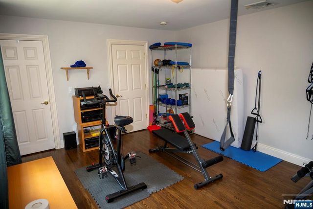 51 Rutherford Place, Montvale, NJ 07645