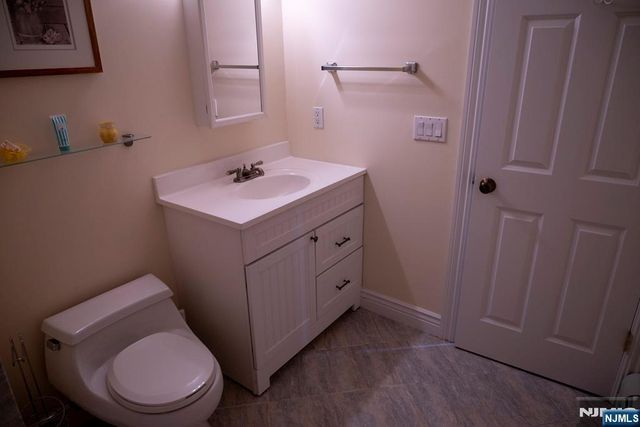 51 Rutherford Place, Montvale, NJ 07645