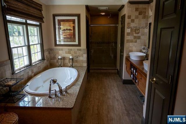 51 Rutherford Place, Montvale, NJ 07645