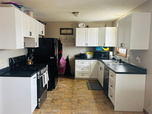 907 Pine Street, Hastings, MN 55033