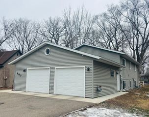 907 Pine Street, Hastings, MN 55033