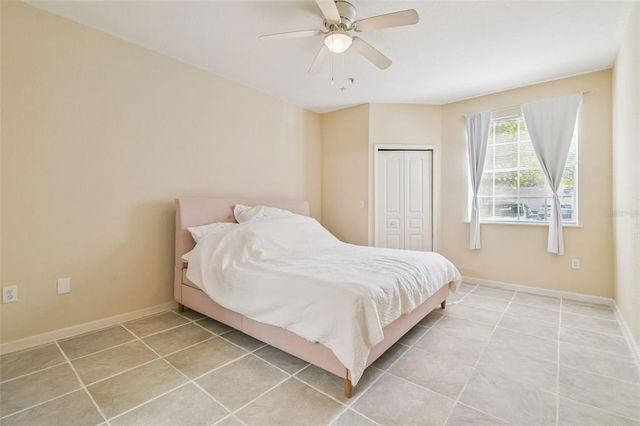 17108 CARRINGTON PARK DRIVE 701, Tampa, FL 33647