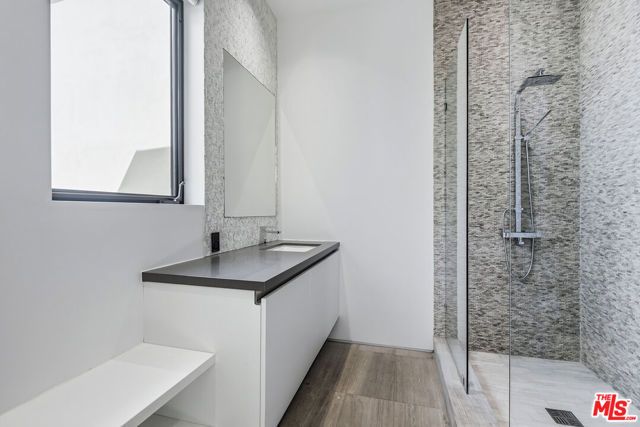 6610 Maryland Drive, Los Angeles, CA 90048