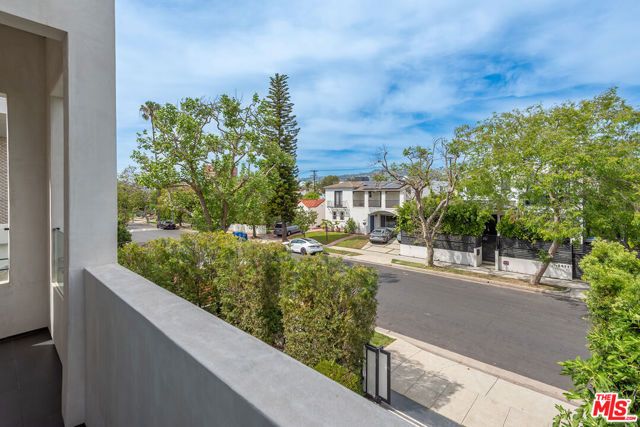 6610 Maryland Drive, Los Angeles, CA 90048