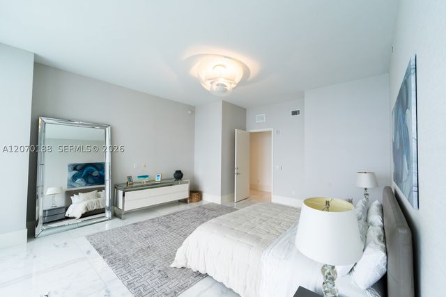 16901 Collins Ave 4201, Sunny Isles Beach, FL 33160