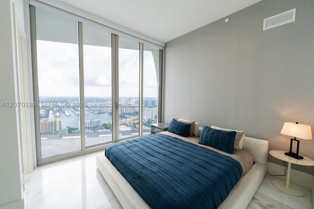 16901 Collins Ave 4201, Sunny Isles Beach, FL 33160