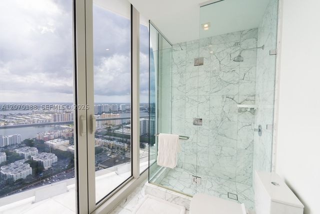 16901 Collins Ave 4201, Sunny Isles Beach, FL 33160