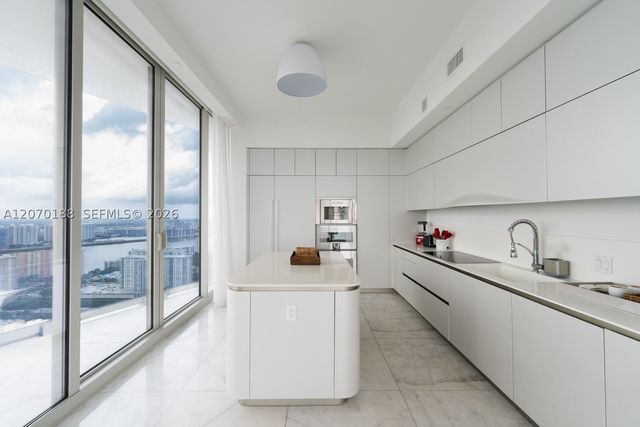 16901 Collins Ave 4201, Sunny Isles Beach, FL 33160