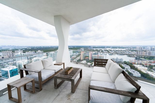 16901 Collins Ave 4201, Sunny Isles Beach, FL 33160