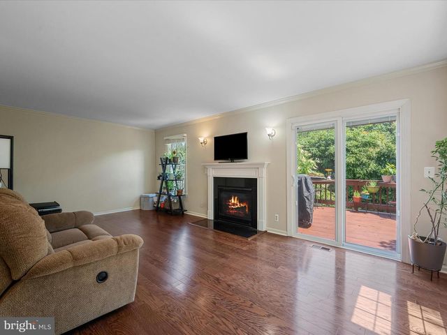 33 PEPPER TREE CT, Warrenton, VA 20186