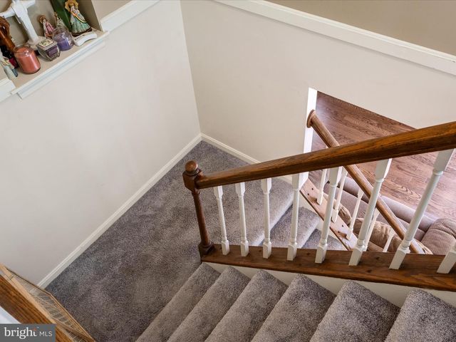 33 PEPPER TREE CT, Warrenton, VA 20186