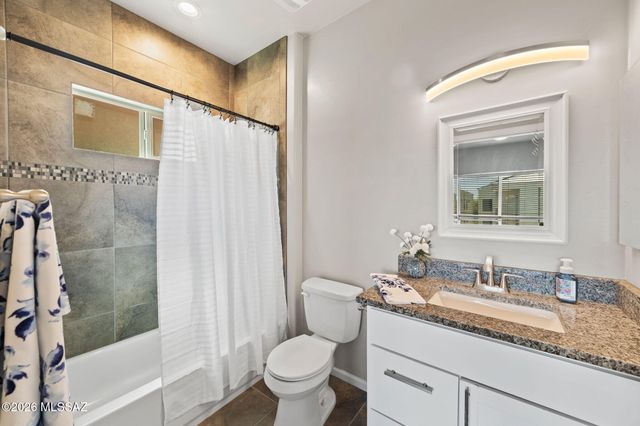 173 E Stone Court, Tucson, AZ 85705