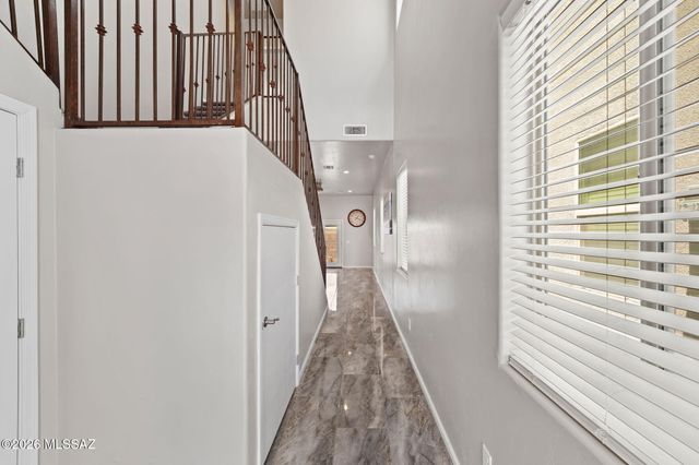 173 E Stone Court, Tucson, AZ 85705