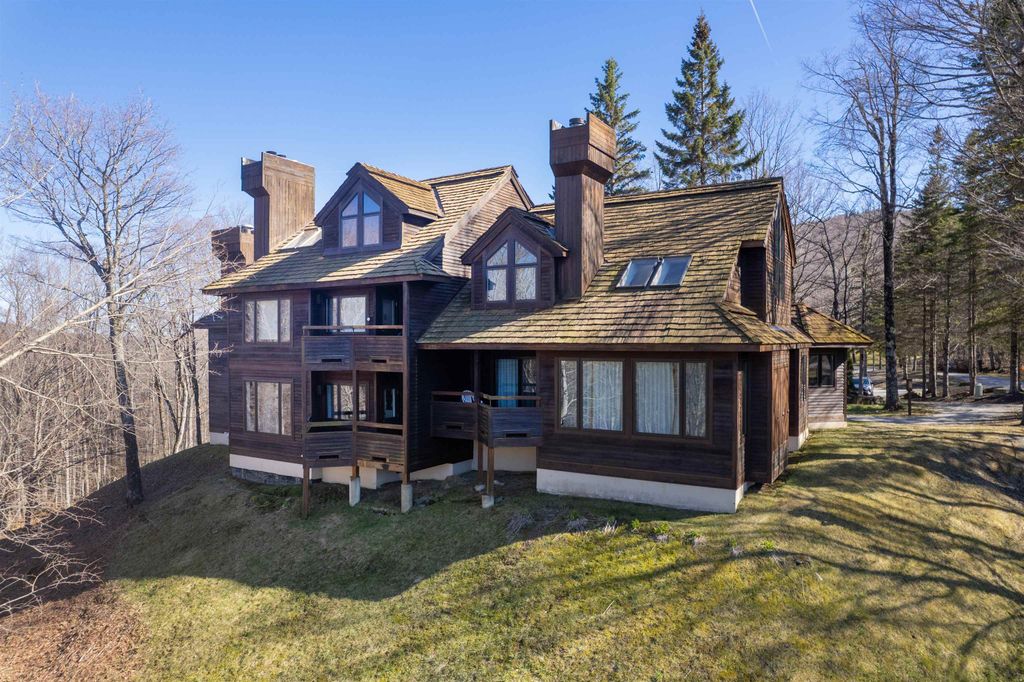 182 High Ridge Road I02, Killington, VT 05751